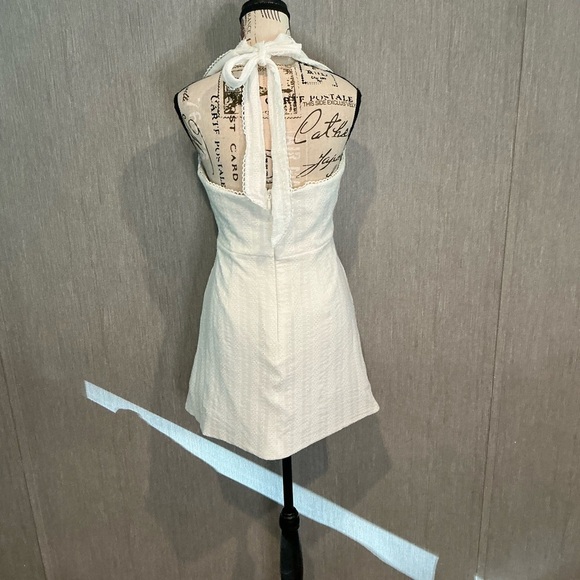 NWOT Chic White Button-Down Mini Dress Size 10 - Picture 4 of 8